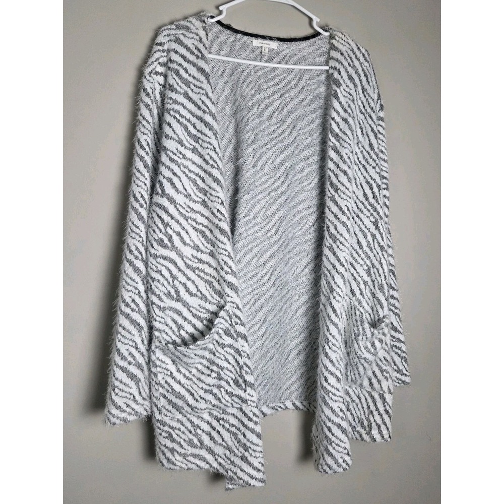 Maurices Zebra Print Cardigan Sweater 2X Textured Open Front Long Gray White